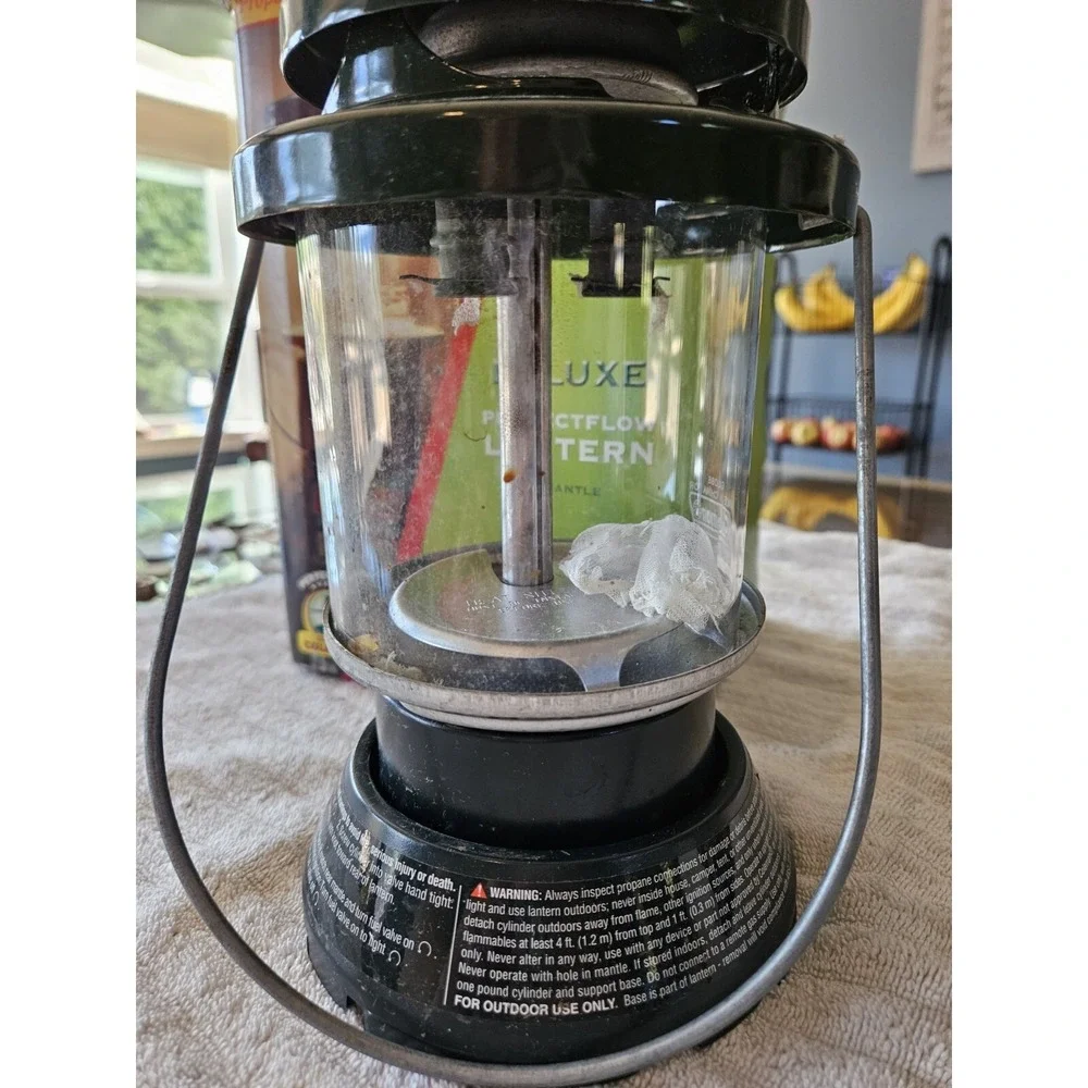 Coleman Lantern Deluxe 2 Mantle 2004 8hr Runtime With Base In Box